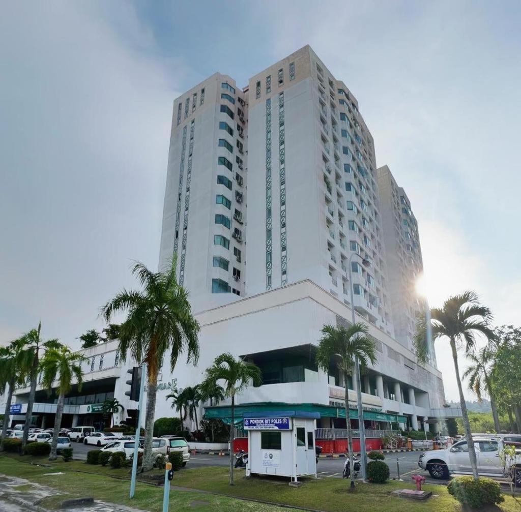 Likas Square - Kk Apartment Suite Kota Kinabalu Eksteriør billede